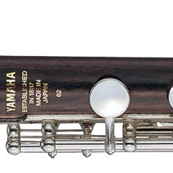 YPC62 Yamaha Pro Piccolo, Grenadilla Wood Body, Classic Headjoint, Silver-Plated Keys, Split E, Case